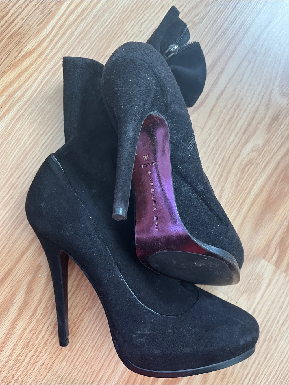 Barbara Bui Black Suede Platform Stiletto Pumps - 38 Europe (7 US)